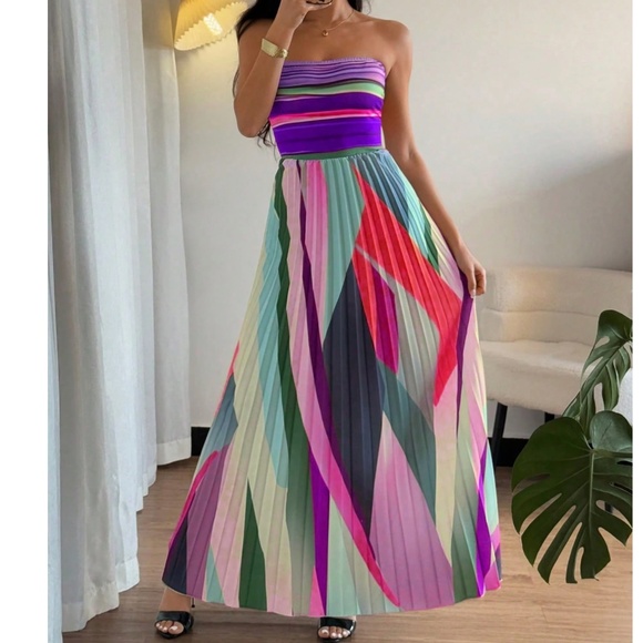 Boho Multicolor Strapless Pleated Stretchy Waist maxi Dress - Picture 2 of 8